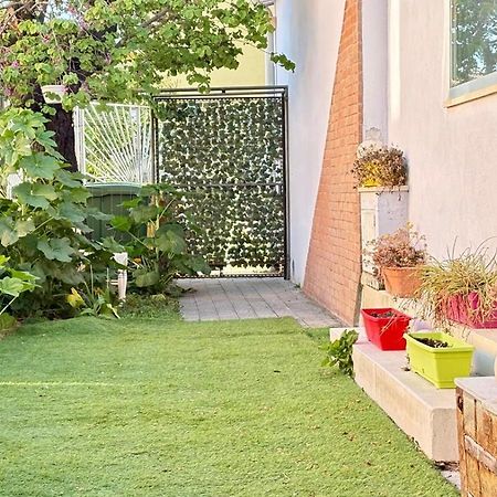 Basilicata Al Volo Hostel Бриндизи ди Монтаня Екстериор снимка