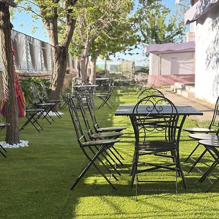 Basilicata Al Volo Hostel Бриндизи ди Монтаня Екстериор снимка