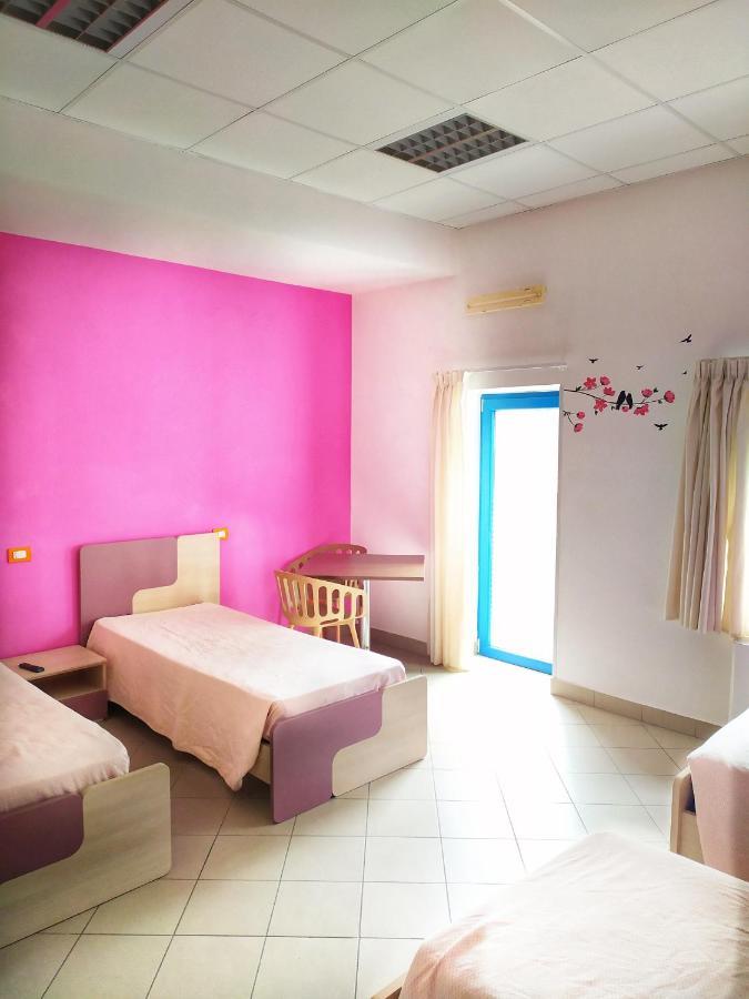 Basilicata Al Volo Hostel Бриндизи ди Монтаня Екстериор снимка