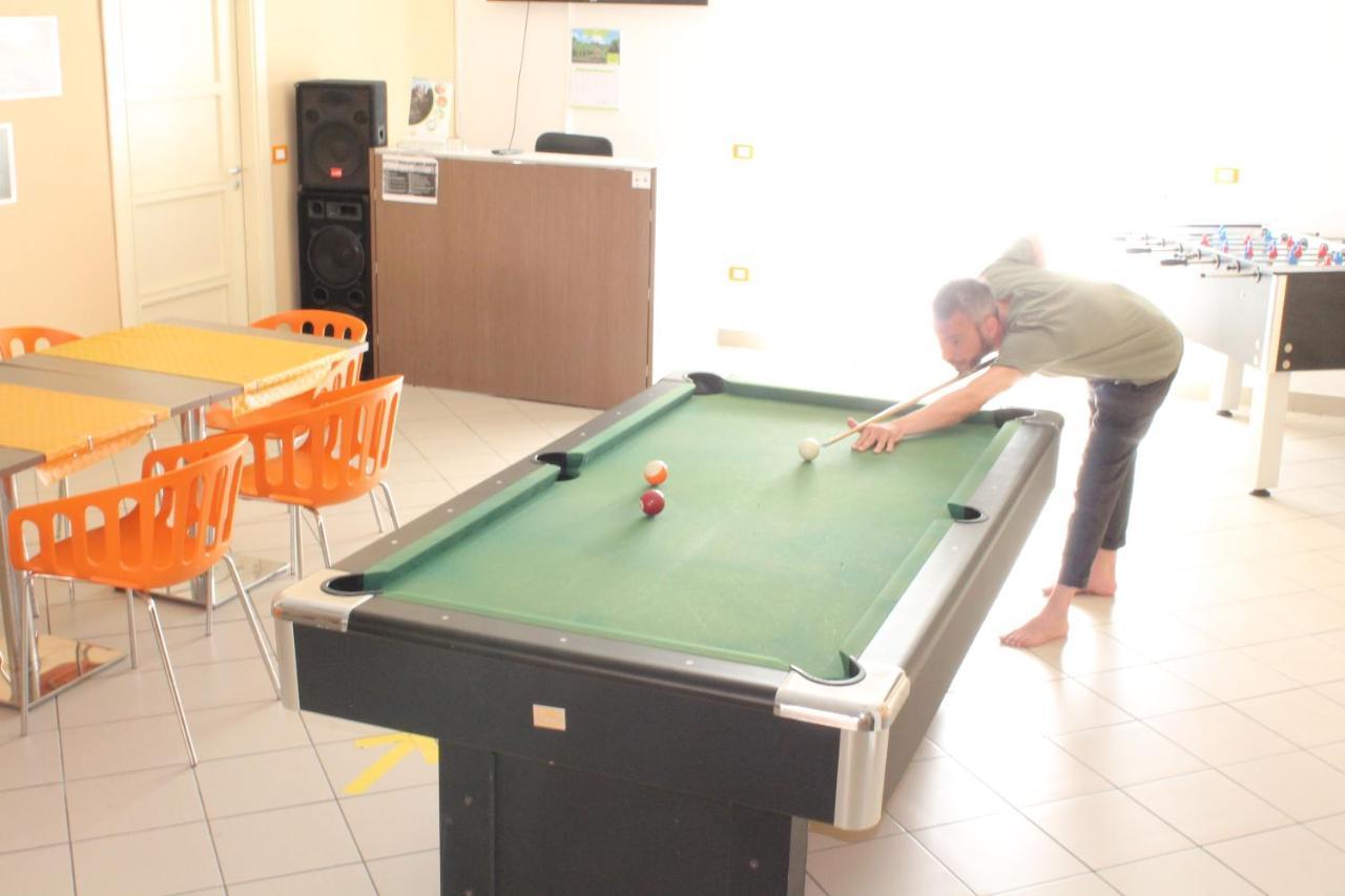 Basilicata Al Volo Hostel Бриндизи ди Монтаня Екстериор снимка