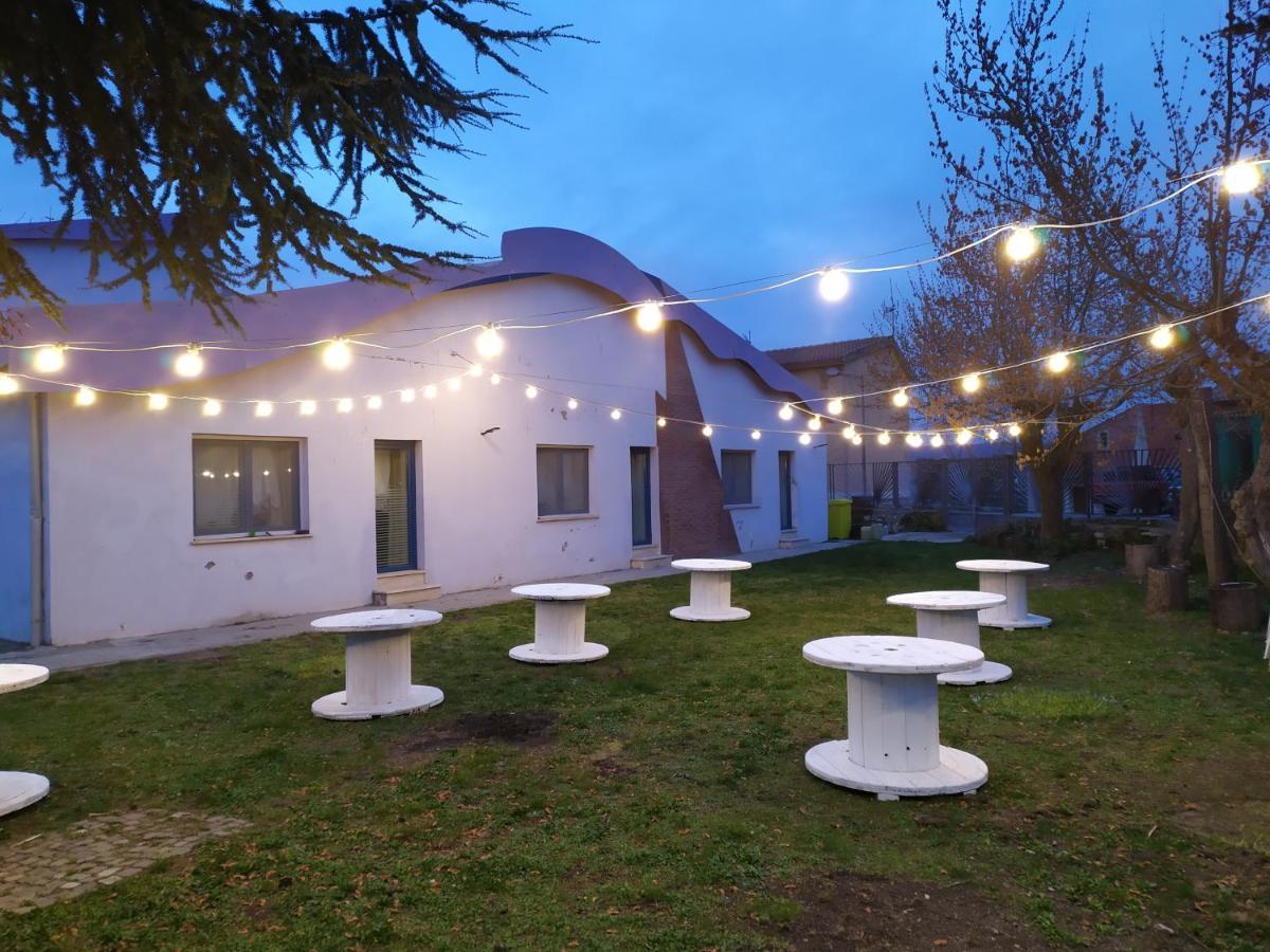 Basilicata Al Volo Hostel Бриндизи ди Монтаня Екстериор снимка