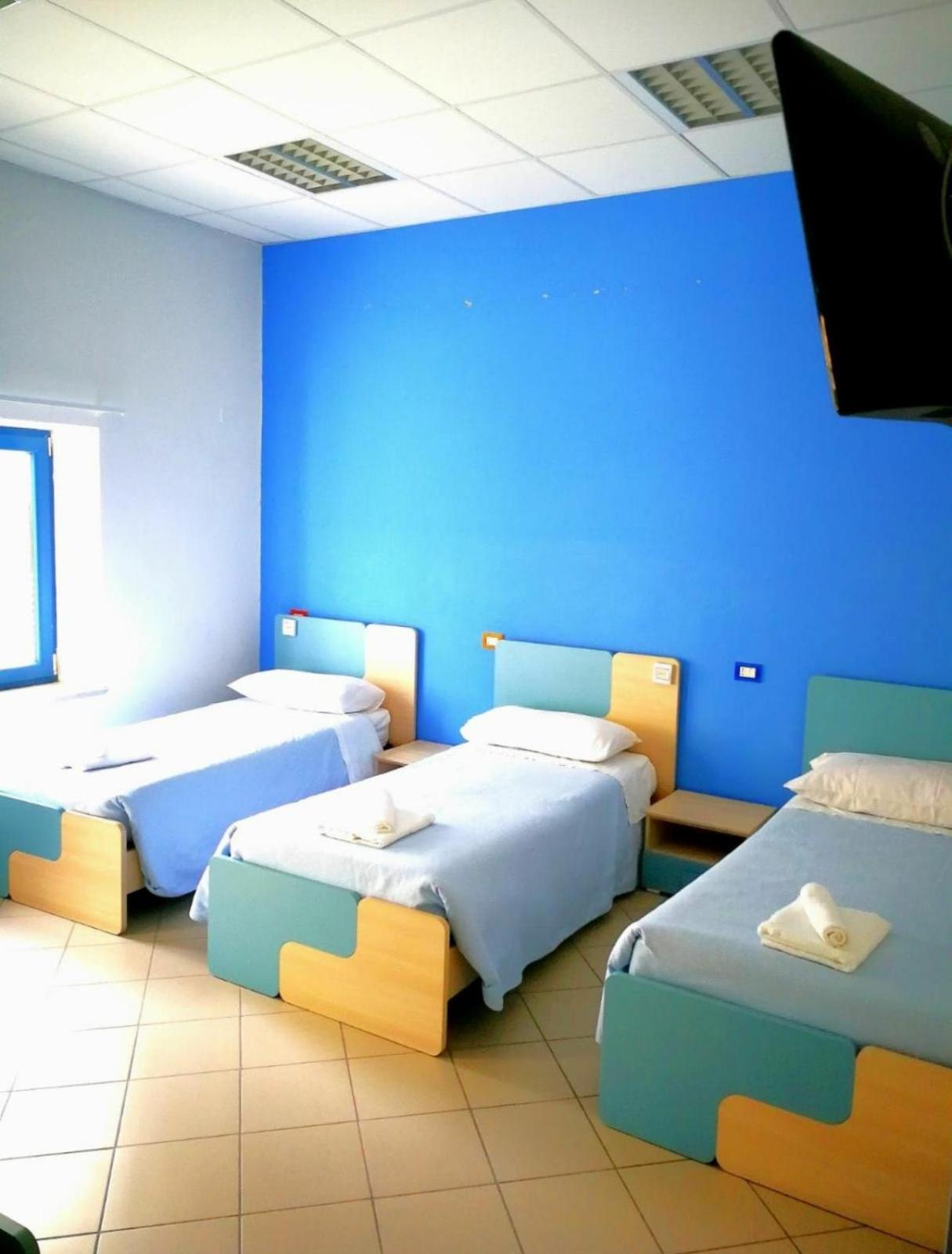 Basilicata Al Volo Hostel Бриндизи ди Монтаня Екстериор снимка