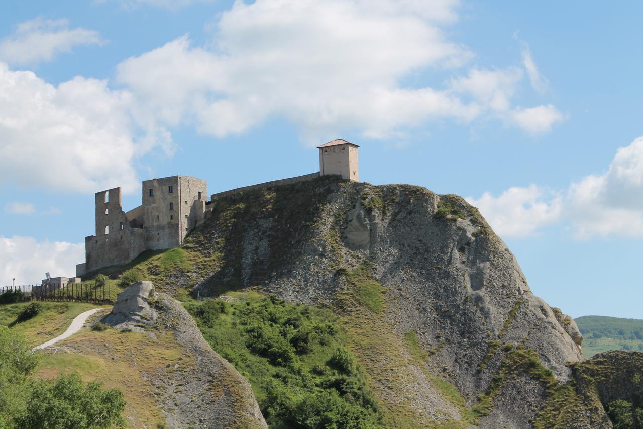 Basilicata Al Volo Hostel Бриндизи ди Монтаня Екстериор снимка