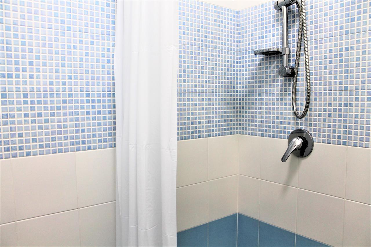 Basilicata Al Volo Hostel Бриндизи ди Монтаня Екстериор снимка