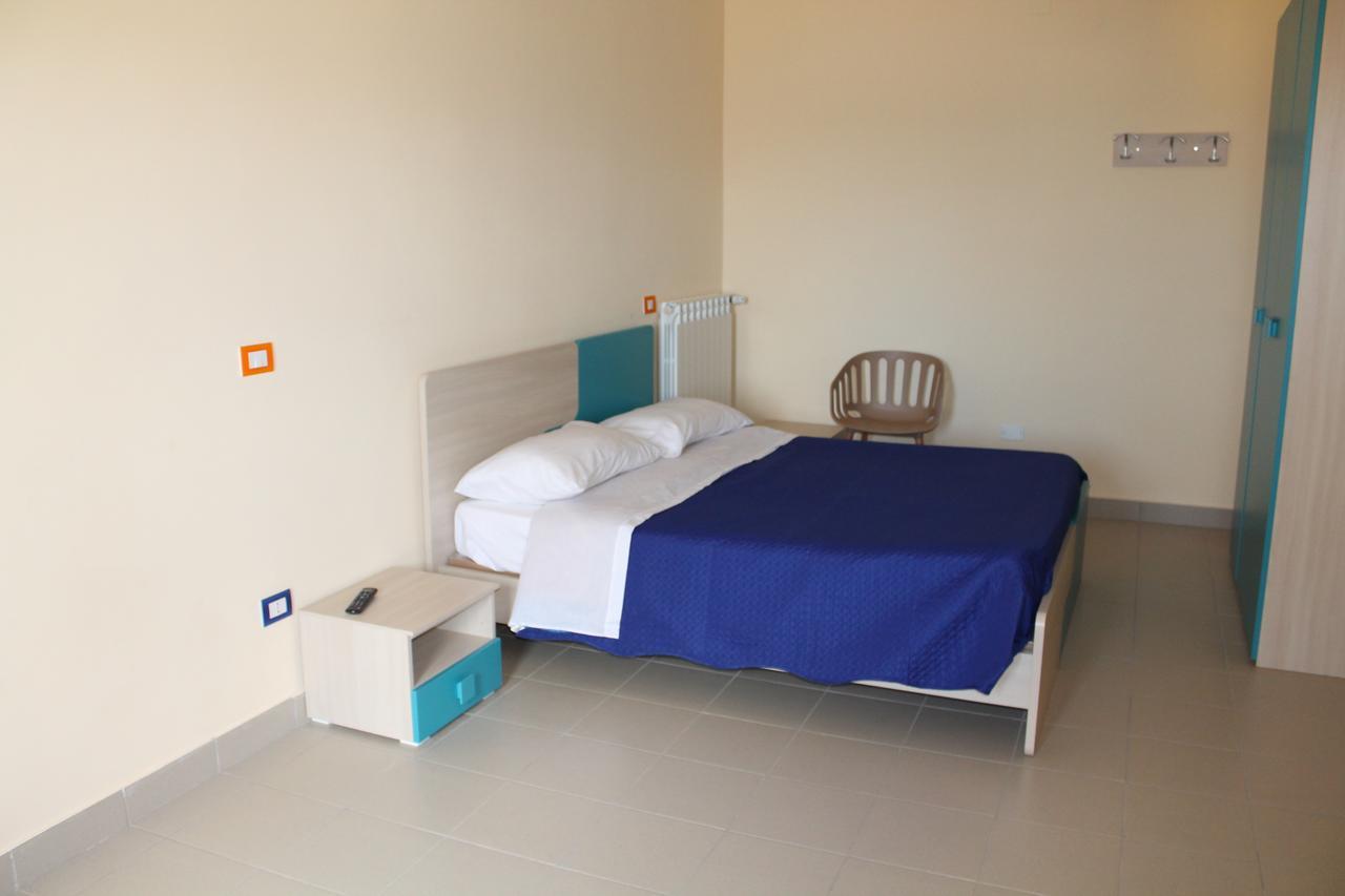 Basilicata Al Volo Hostel Бриндизи ди Монтаня Екстериор снимка